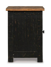 Valebeck End Table T468-7.